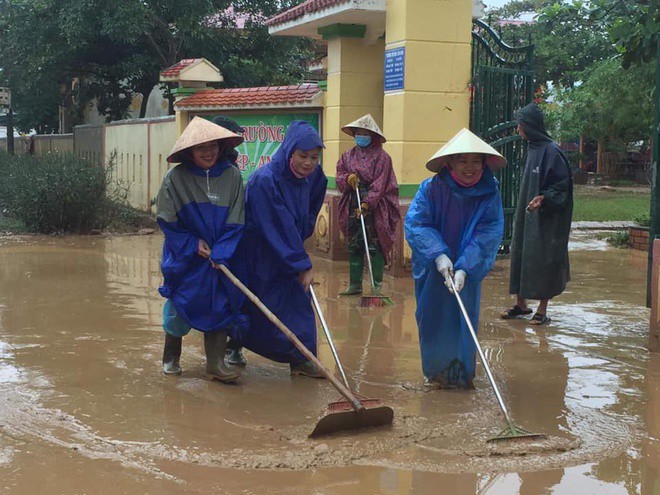 bao lu mien Trung anh 1