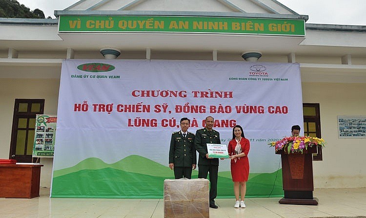 VEAM chung tay hỗ trợ người yếu thế và các chiến sỹ vùng biên giới Hà Giang