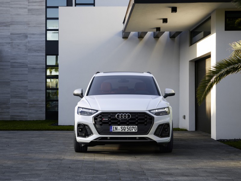 Audi SQ5 doi 2021 duoc ra mat anh 3