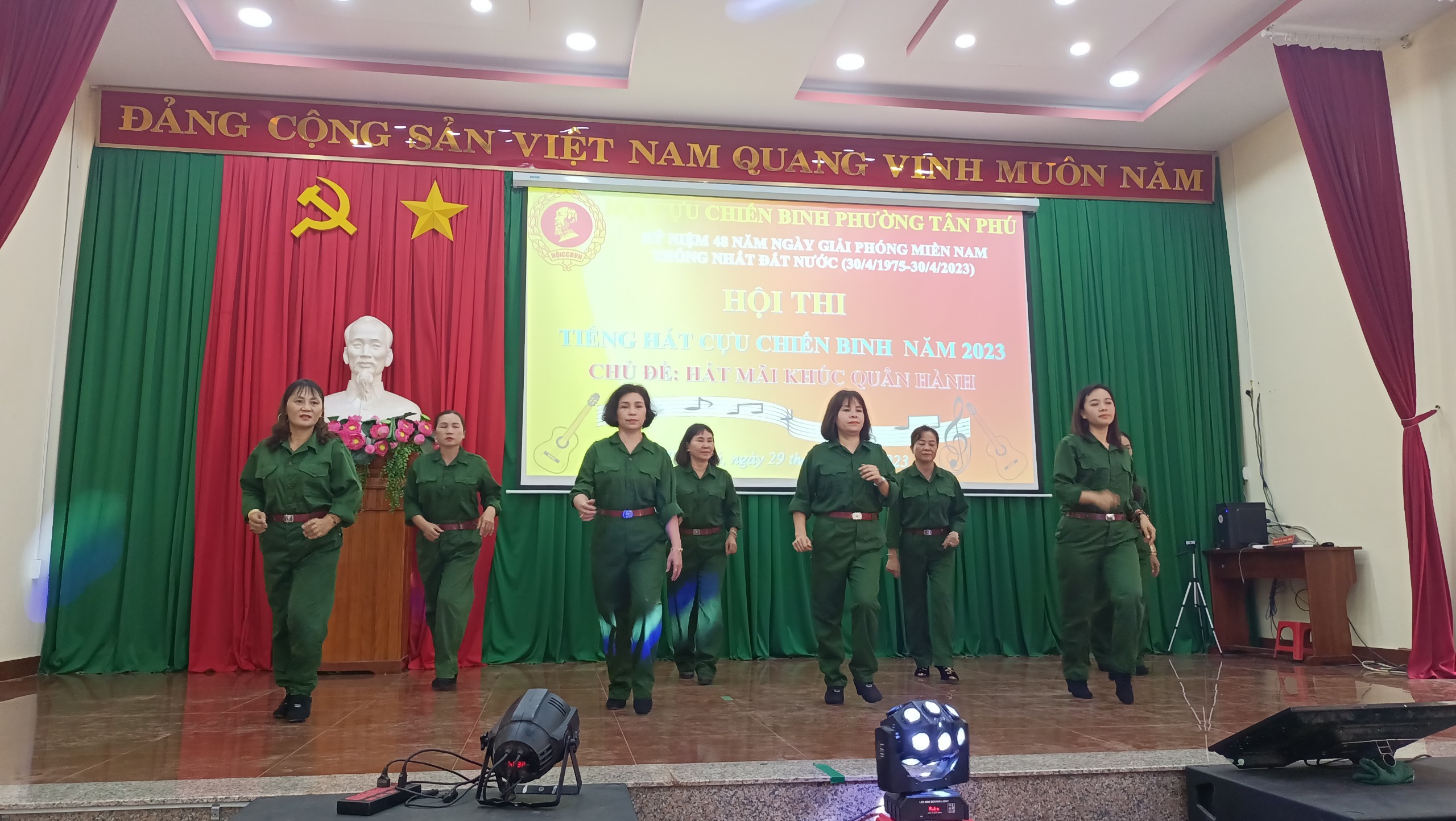 Mot tiet muc van nghe cua Hoi CCB phuong Tan Phu thanh pho Dong Xoai