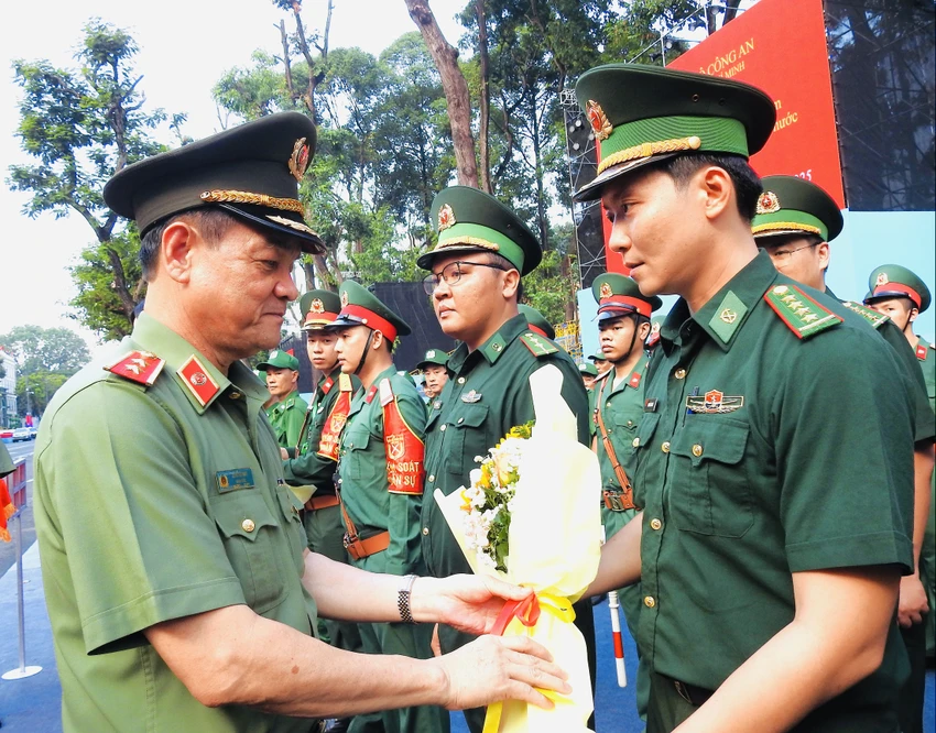 Công an TP.HCM xuất quân bảo đảm an ninh, trật tự đại lễ 30-4 4 155
