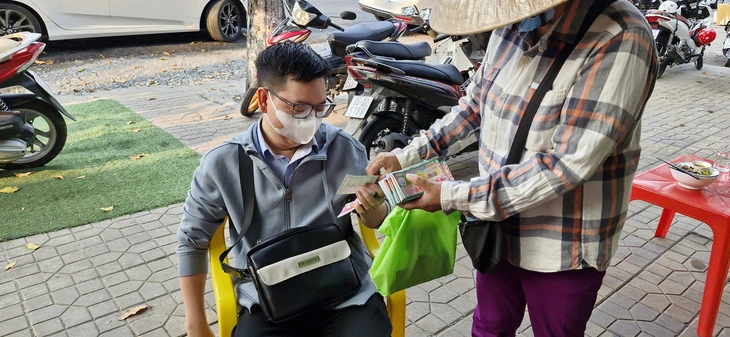 Xổ số kiến thiết khu vực miền Nam sẽ sáp nhập, phát hành vé số thế nào? 1 mua ve so ledan 1 1744859951935838180525