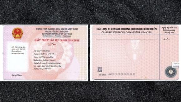 Trong năm 2025, người đi xe máy phải đổi bằng lái theo mẫu mới nếu không sẽ bị phạt đến 6 triệu đồng, đúng không? 1 297