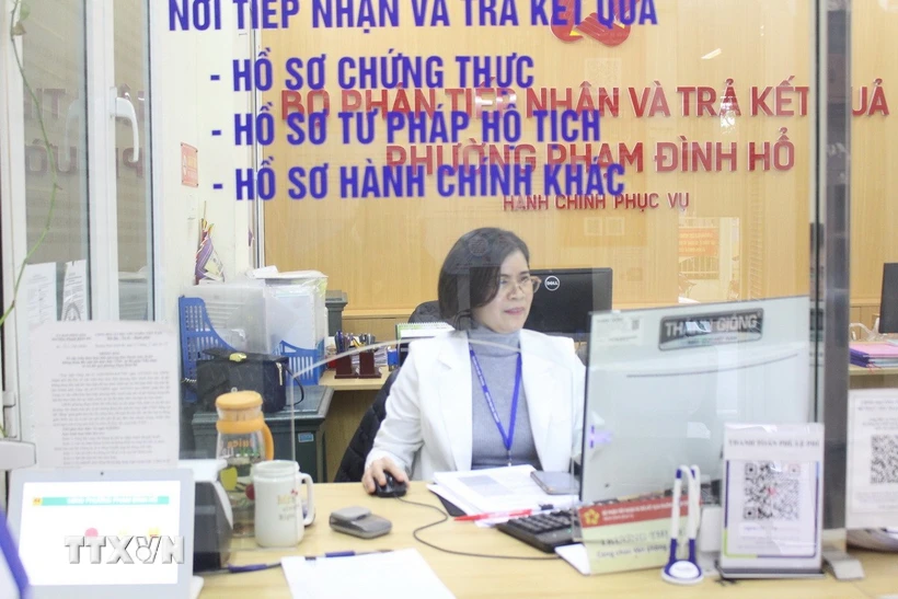 Phương án sắp xếp bộ máy và bố trí cán bộ, công chức, viên chức về xã 1 359