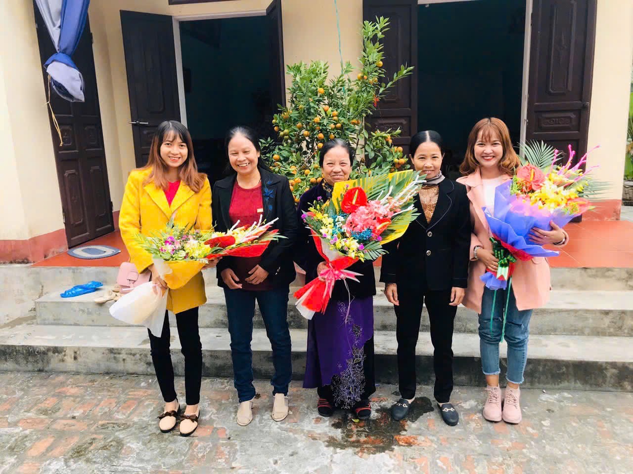 Cụ bà 80 tuổi ở Hà Nam được Trung ương Hội Người cao tuổi khen thưởng: Một đời gánh chè, giữ đạo, nuôi ba con thành người 1 IMG 4653