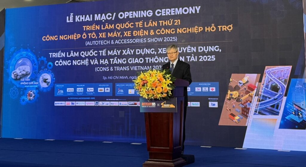 Khai mạc triển lãm ôtô xe máy quốc tế 2025 tại TP.HCM 4 z6627439404027 f4bbd06585f7a7dd878a99188c285abf
