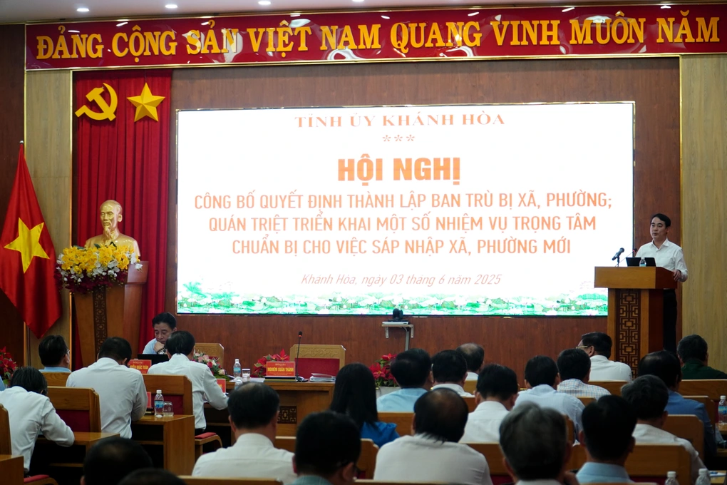 Điều động 34 cán bộ lãnh đạo cấp tỉnh về công tác ở xã, phường mới 1 497