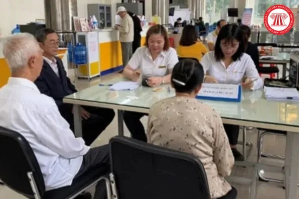 Quốc hội quyết định tăng lương hưu trong năm 2025 áp dụng cán bộ công chức viên chức, lực lượng vũ trang và người lao động tư nhân theo đề xuất Chính phủ trong trường hợp ra sao? 1 539