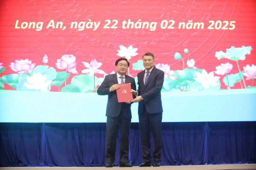 Điều hiếm thấy ở Bí thư, Chủ tịch tỉnh Long An và Tây Ninh trước sáp nhập 1 590