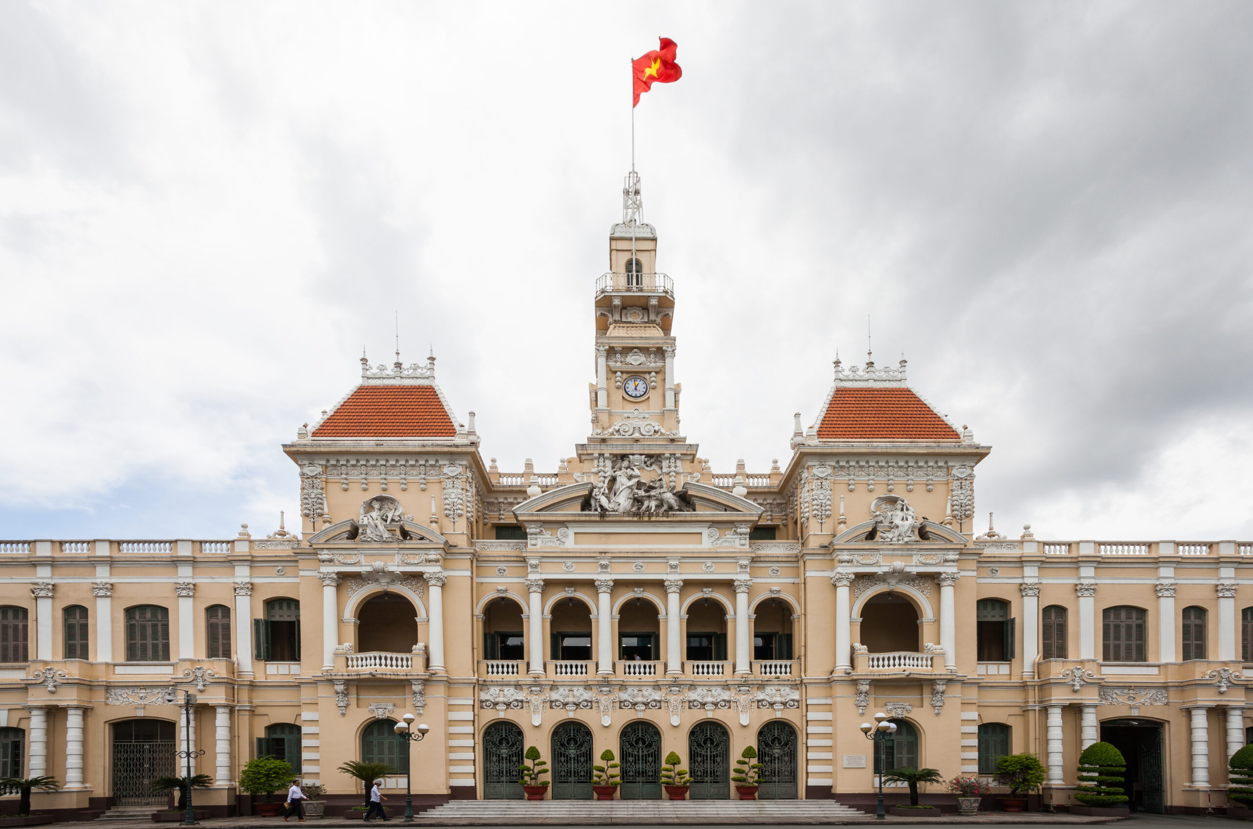 Ayuntamiento Ciudad Ho Chi Minh Vietnam 2013 08 14 DD 01 scaled