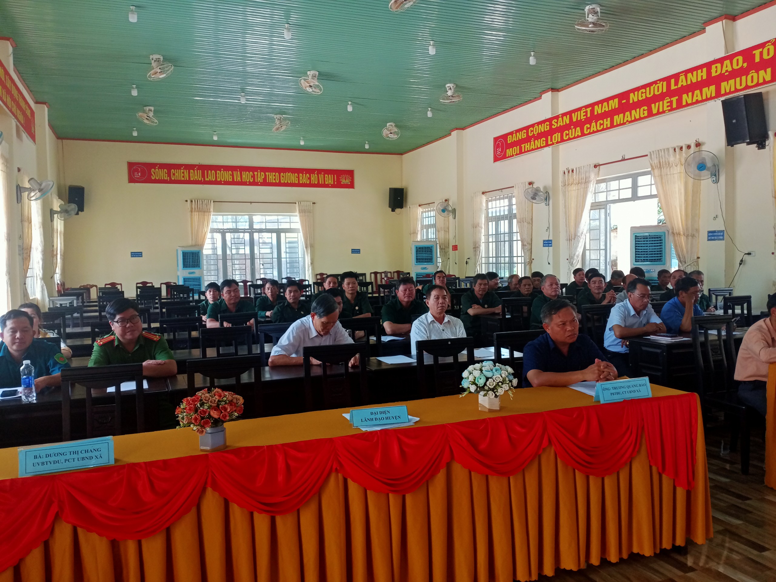 Hội Cựu chiến binh tỉnh Bình Phước phối hợp với Lực lượng vũ trang tỉnh trong xây dựng, củng cố hệ thống chính trị cơ sở 1 Dai bieu du hoi nghi ky ket phoi hop hoat dong xa Duong 10