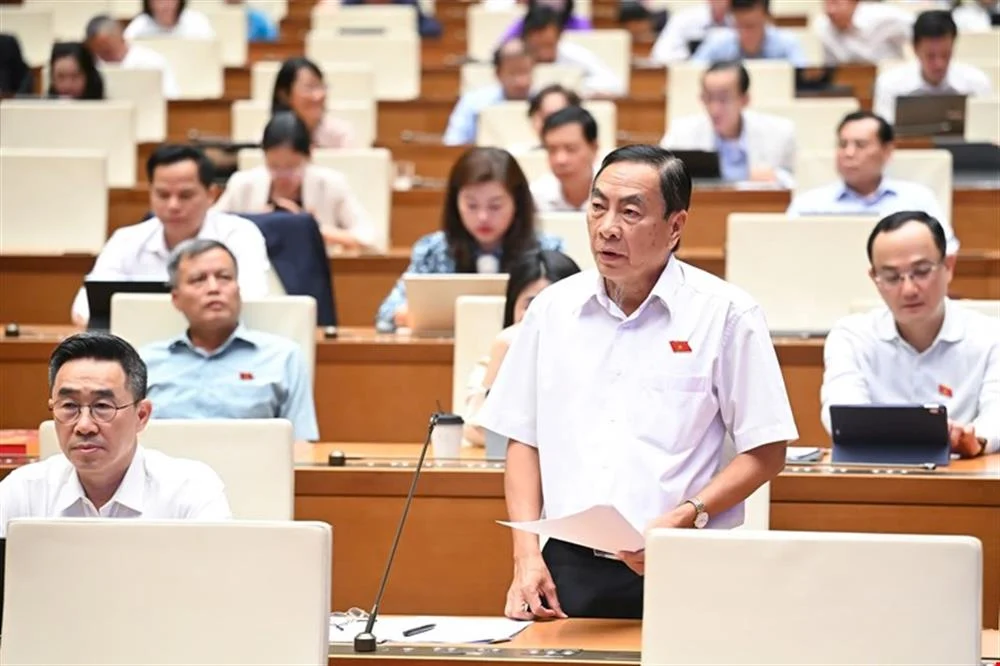 ĐBQH Phạm Văn Hòa: Đội tuần tra đặc biệt là dân quân tự vệ mà bắt người khẩn cấp thì không hay, phải có quân đội hoặc công an 1 pham van hoa 266 2111