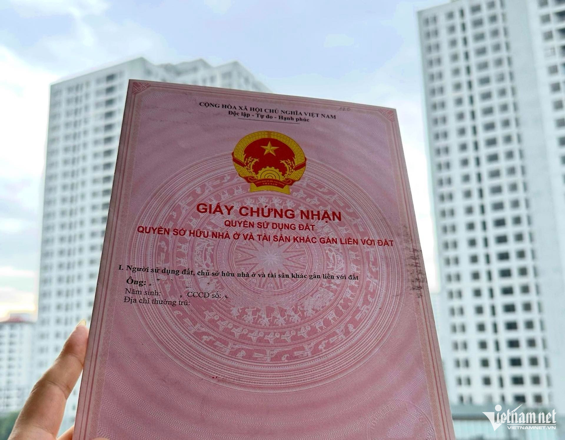 Từ 1/7, chủ tịch UBND cấp xã được cấp sổ đỏ lần đầu, không quá 3 ngày làm việc 1 w so do vietnamnet 60067