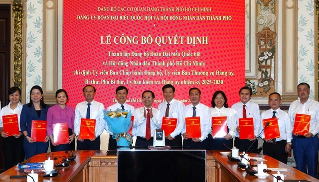 Ông Võ Văn Minh làm Bí thư Đảng ủy Đoàn ĐBQH và HĐND TP.HCM 1 ban chap hanh dang bo doan dbqh hdnd tphcm sydong 17524728846421619170966
