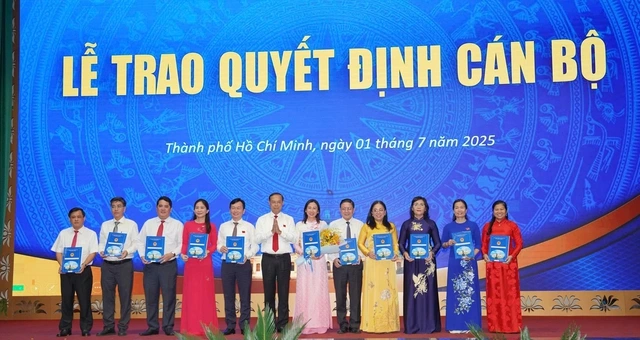 Giám đốc, phó giám đốc Sở Nội vụ TP.HCM 1 base64 1751615771357244734898