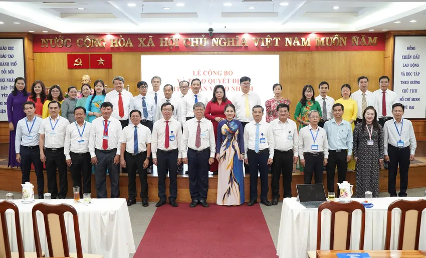 don vi su nghiep cong lap 6 6688 3611.jpg