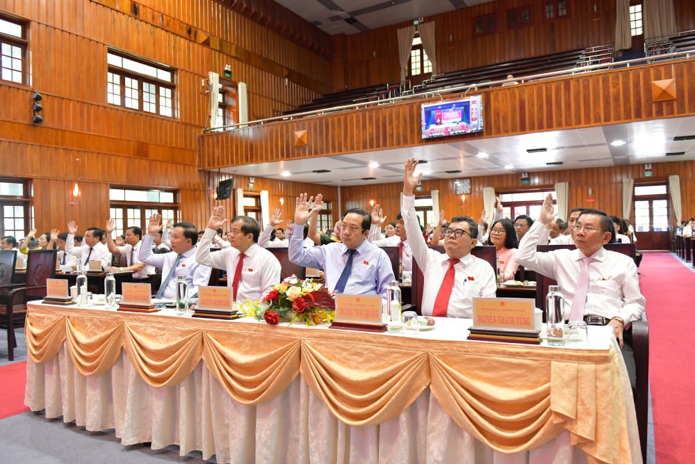 Ngày đầu tiên đi vào vận hành sau sáp nhập Tây Ninh - Long An, tỉnh Tây Ninh mới đã thông qua 5 nghị quyết quan trọng 1 tay ninh 1923