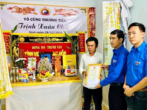 Nghi Sơn - Thanh Hoá: Truy tặng giấy khen học sinh có hành động dũng cảm cứu người