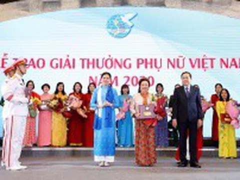 Chủ tịch Tập đoàn BRG Nguyễn Thị Nga – Nữ doanh nhân duy nhất được tôn vinh phụ nữ Việt Nam 2020