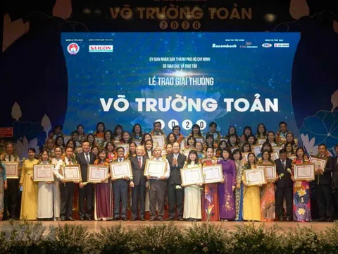 Trao giải thưởng Võ Trường Toản cho 50 nhà giáo tiêu biểu