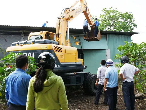 Vũng Tàu cưỡng chế tháo dỡ 25 công trình xây dựng trái phép