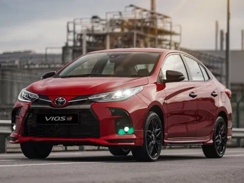 Toyota Vios GR-S đời 2021 được ra mắt tại Malaysia