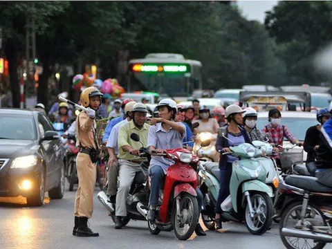 Hà Nội công bố đường dây nóng phản ánh giao thông, đi lại dịp Tết 2021