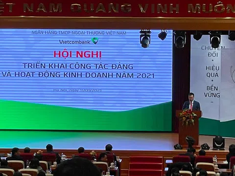 Không hạ chuẩn cho vay, VietcomBank tiết lộ mục tiêu lợi nhuận 2021