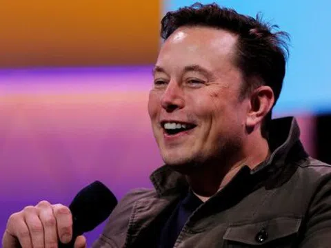 Elon Musk mất 15 tỷ USD trong một đêm