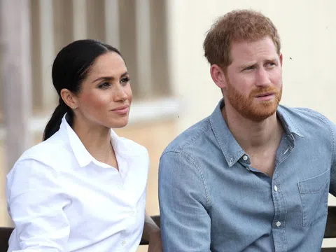 Hoàng tử Harry lo sợ lịch sử thời Công nương Diana lặp lại với Meghan