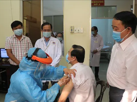 Các địa phương triển khai tiêm vaccine phòng COVID-19