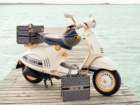 Hợp tác cùng thương hiệu thời trang Christian Dior, Vespa ra mắt phiên bản giới hạn