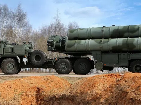 Nước cờ "bí hiểm" của Nga khi không vội bán S-400 cho Iran