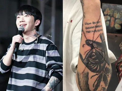 Nam rapper xăm số tài khoản ngân hàng lên cánh tay