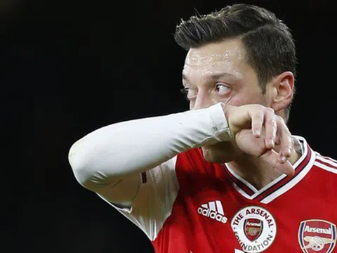 Mesut Oezil làm cố vấn chiến lược cho quỹ đầu tư tài chính