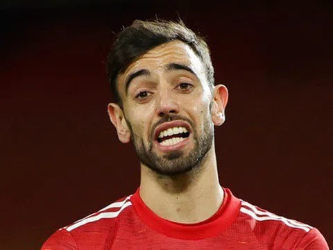 Niềm tin vào Bruno Fernandes làm hại Man United