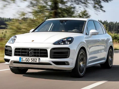 Porsche ra mắt Cayenne E-Hybrid 2021