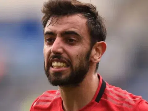 Bruno Fernandes nổi giận với sao trẻ MU