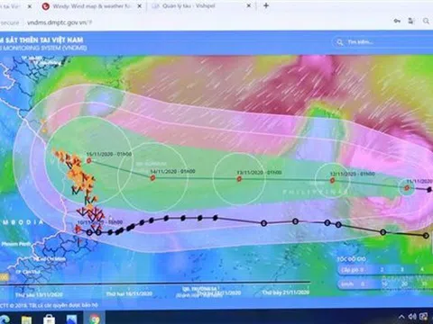 Bão số 13 khó đoán định, nhiều khả năng đổ bộ vào Trung Trung Bộ từ đêm 13/11