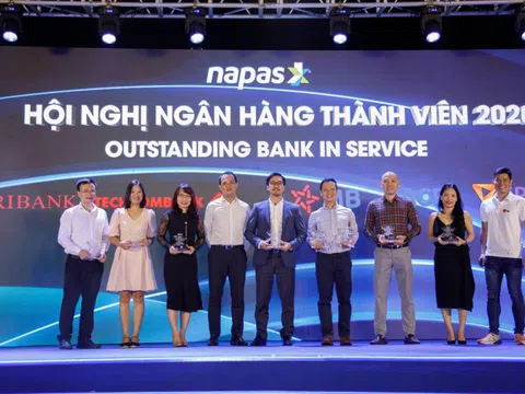 NAPAS vinh danh các ngân hàng làm tốt các dịch vụ thanh toán không tiền mặt