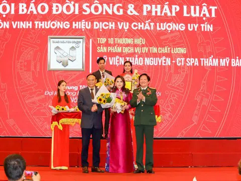 Thăng Hoa Cảm Xúc Tại Lễ Vinh Danh Thương Hiệu Sản Phẩm Dịch Vụ Uy Tín Của Hoa Hậu Thảo Nguyên – CEO Mỹ Viện Thảo Nguyên Và CT Spa Thẩm Mỹ Bảo Lộc 2021