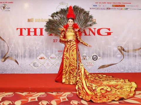 Thí sinh Nguyễn Thị Ngọc Trâm đạt danh hiệu “Người đẹp áo dài” đêm thi tài năng – thiện nguyện Nữ hoàng doanh nhân đất Việt 2022