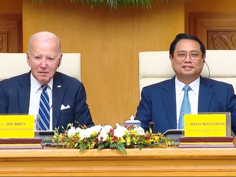 THỦ TƯỚNG PHẠM MINH CHÍNH VÀ TỔNG THỐNG JOE BIDEN  CÙNG DỰ HỘI NGHỊ CẤP CAO VIỆT NAM - HOA KỲ  VỀ ĐẦU TƯ VÀ ĐỔI MỚI SÁNG TẠO