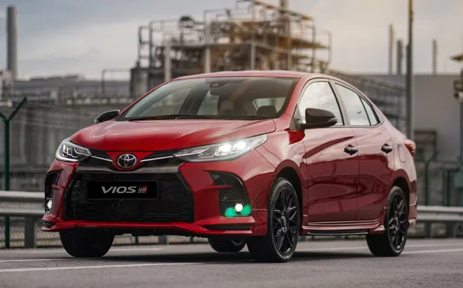 Toyota Vios GR-S đời 2021 được ra mắt tại Malaysia