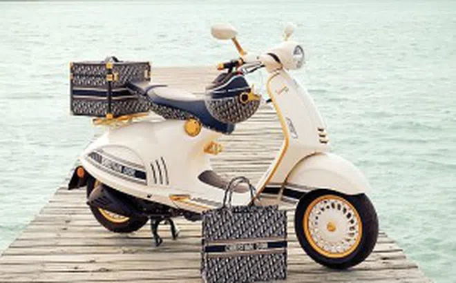 Hợp tác cùng thương hiệu thời trang Christian Dior, Vespa ra mắt phiên bản giới hạn