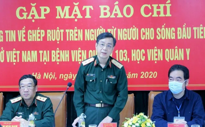 Việt Nam lần đầu tiên thực hiện thành công ghép ruột từ người cho sống