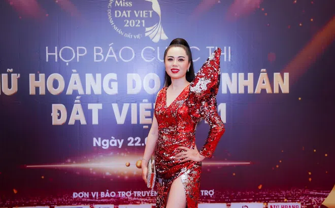 Á Hậu Phạm Hợp Khẳng Định Vị Thế Với Vai Trò Giám Khảo Hoa Hậu Quý Bà Việt Nam Toàn Cầu 2022